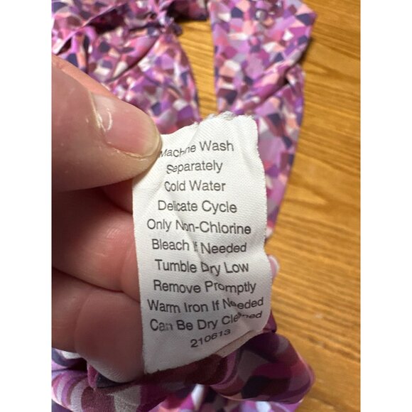 Cabi Pink & Purple Geometric Print Long Sleeve Blouse With Keyhole Tie Back Sz M - Picture 9 of 10